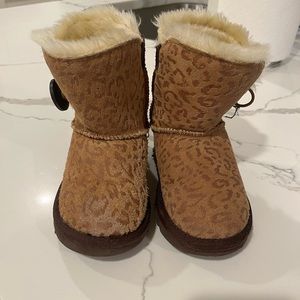 Ugg Bailey button boot
